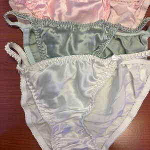 Silky Women's Intimates Set - Pink, Green, Cream